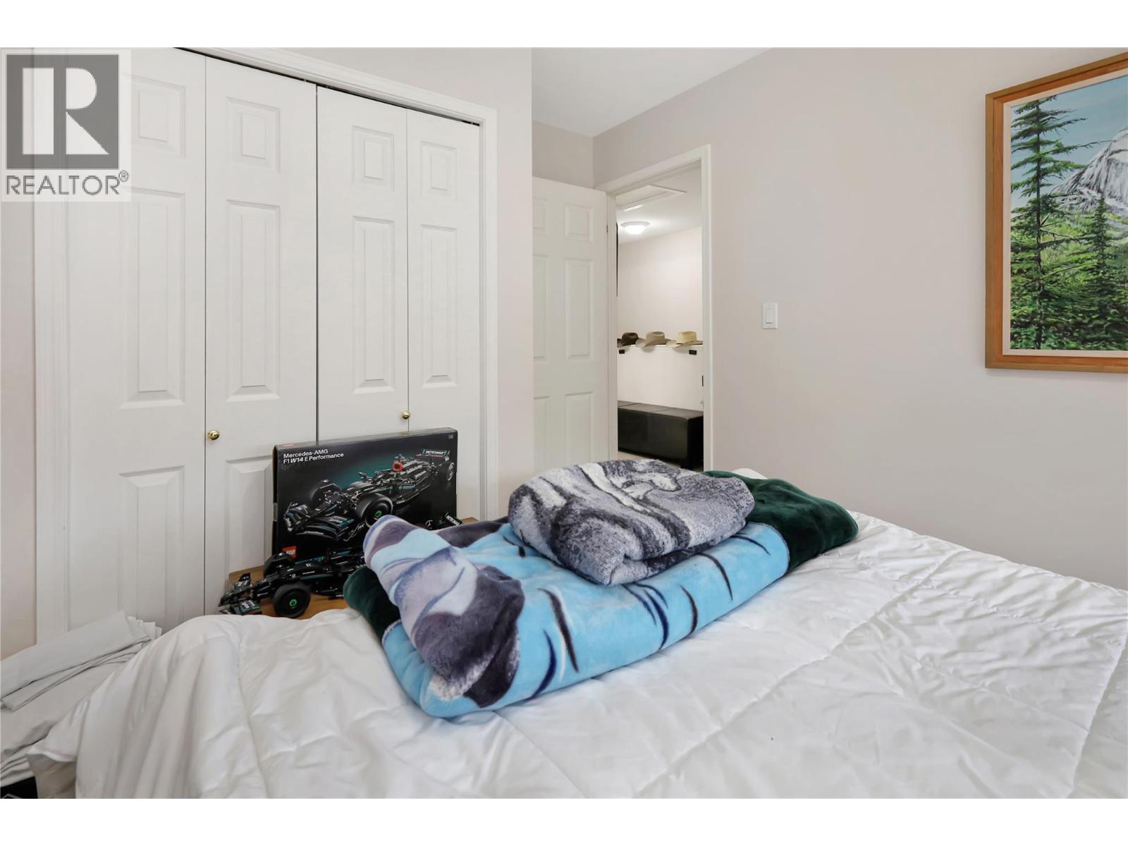 #119 4835 Radium Boulevard Unit# 119 - 21