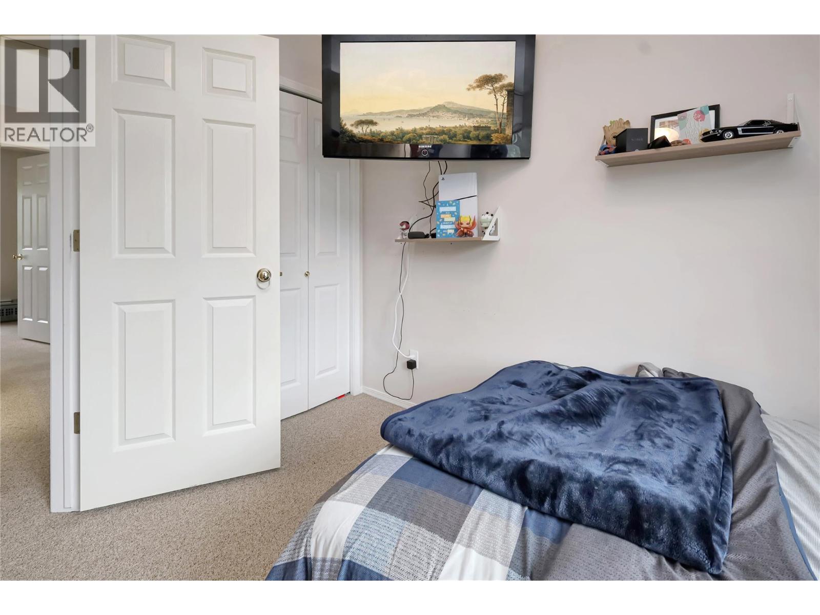 #119 4835 Radium Boulevard Unit# 119 - 18