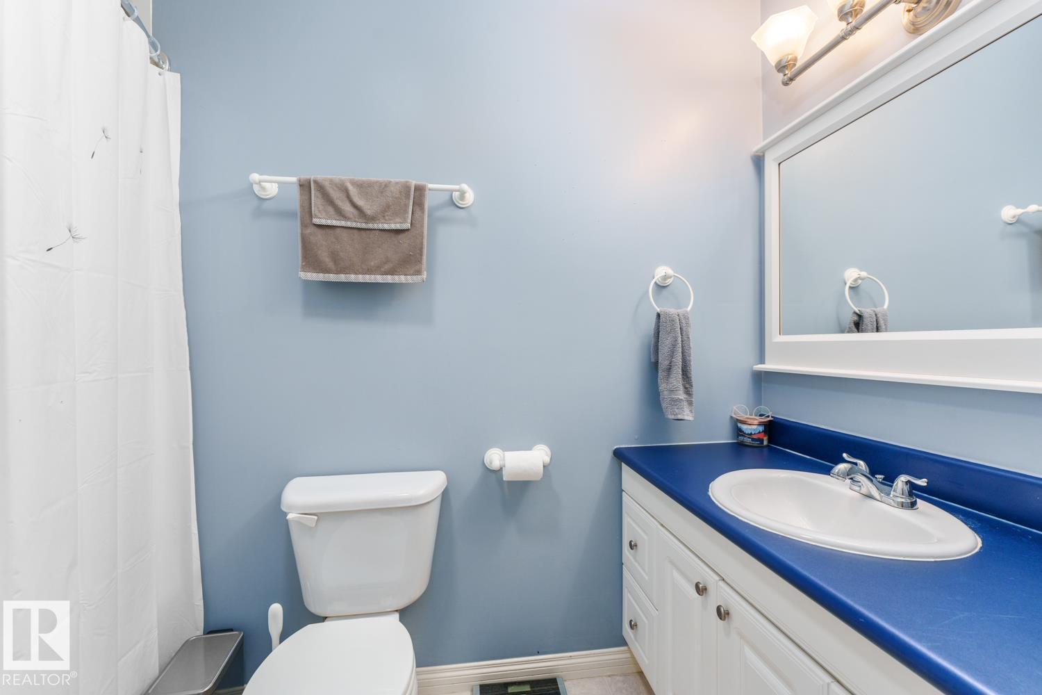 218 PINE AV - 22