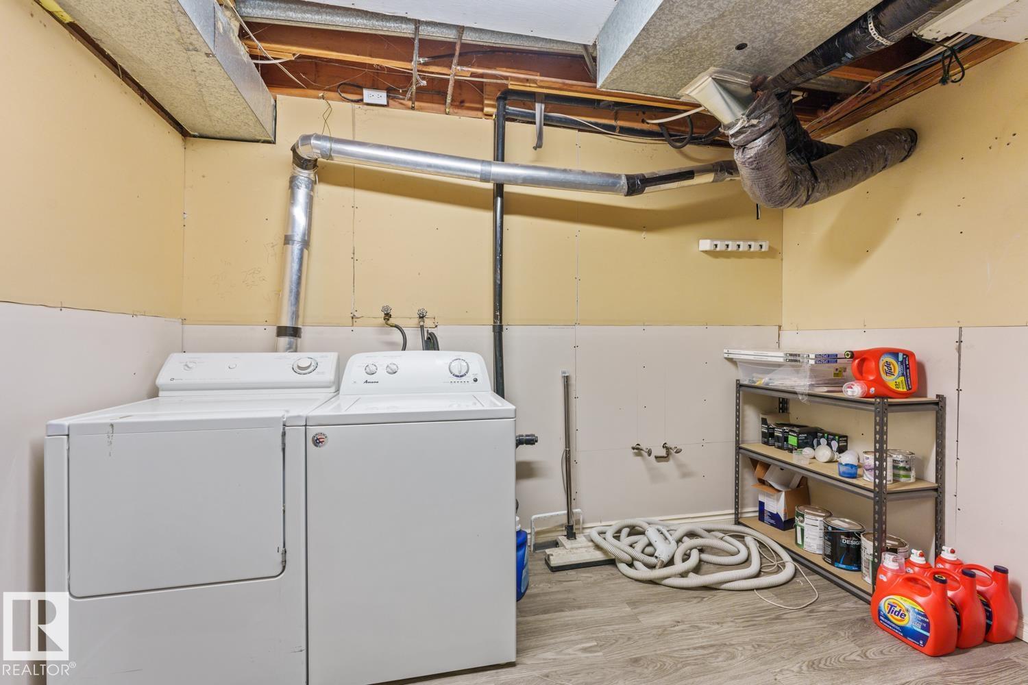 218 PINE AV - 27