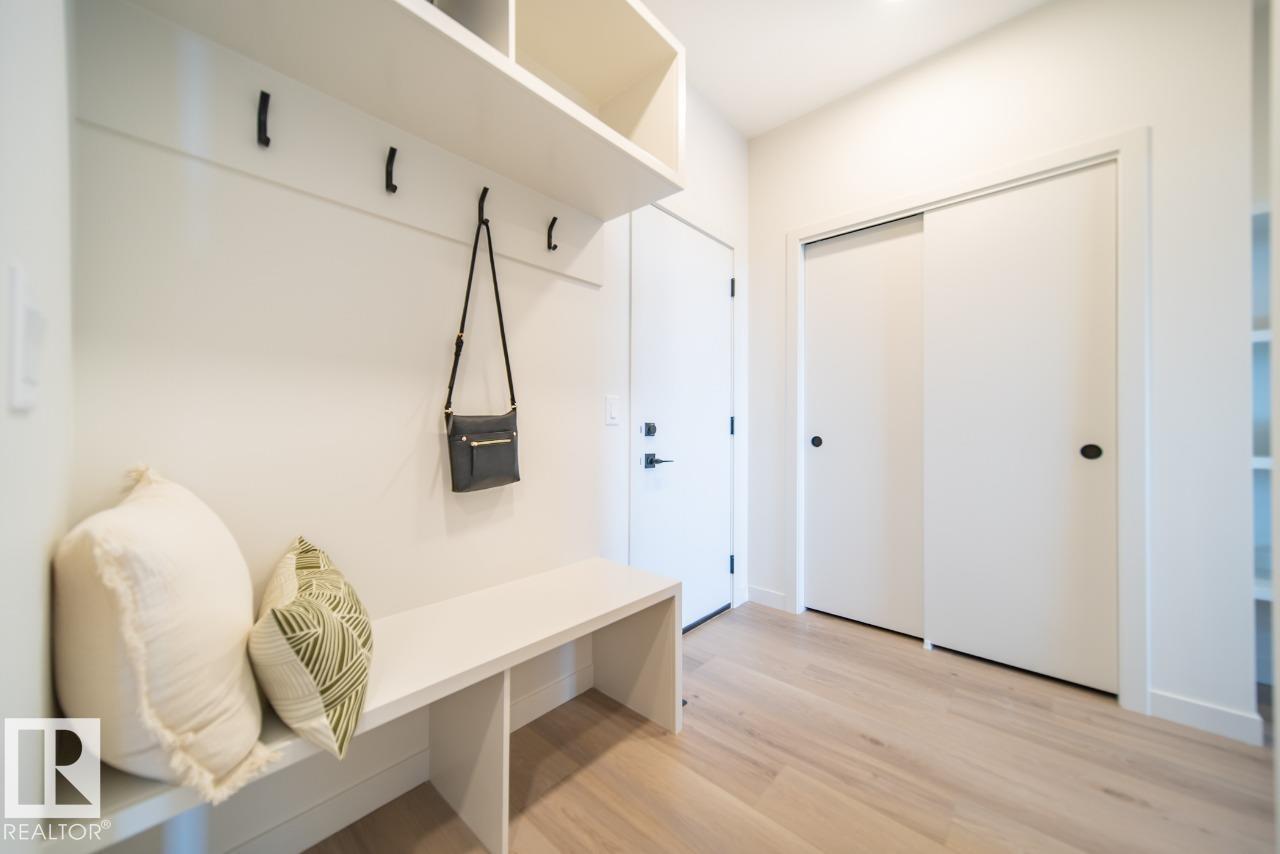 21 Redbud WY, St. Albert