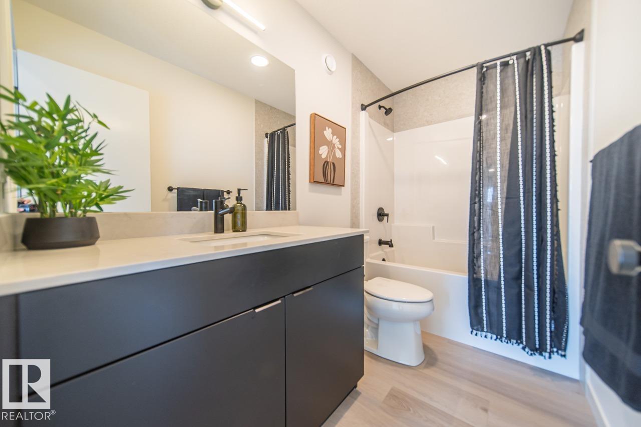 21 Redbud WY, St. Albert