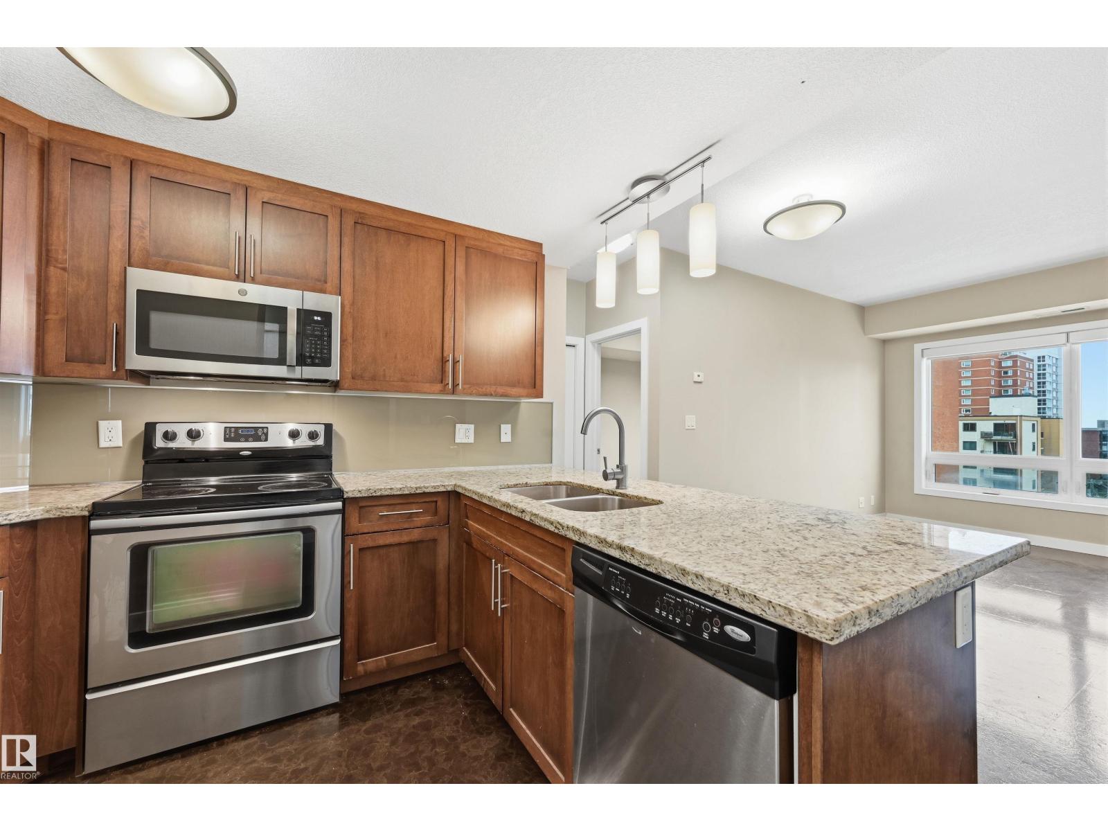 #805 10055 118 ST NW, Edmonton