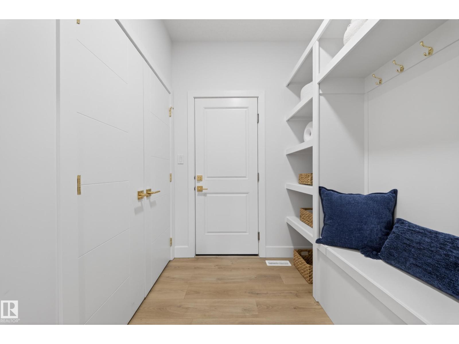 3507 45 AV, Beaumont