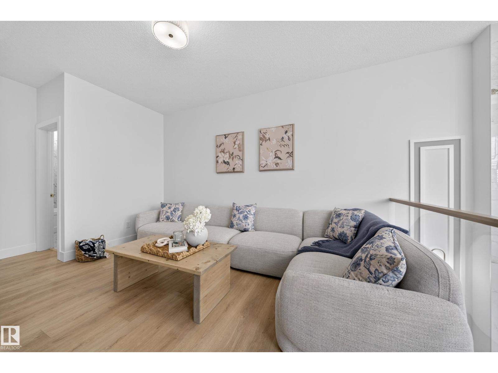 3507 45 AV, Beaumont