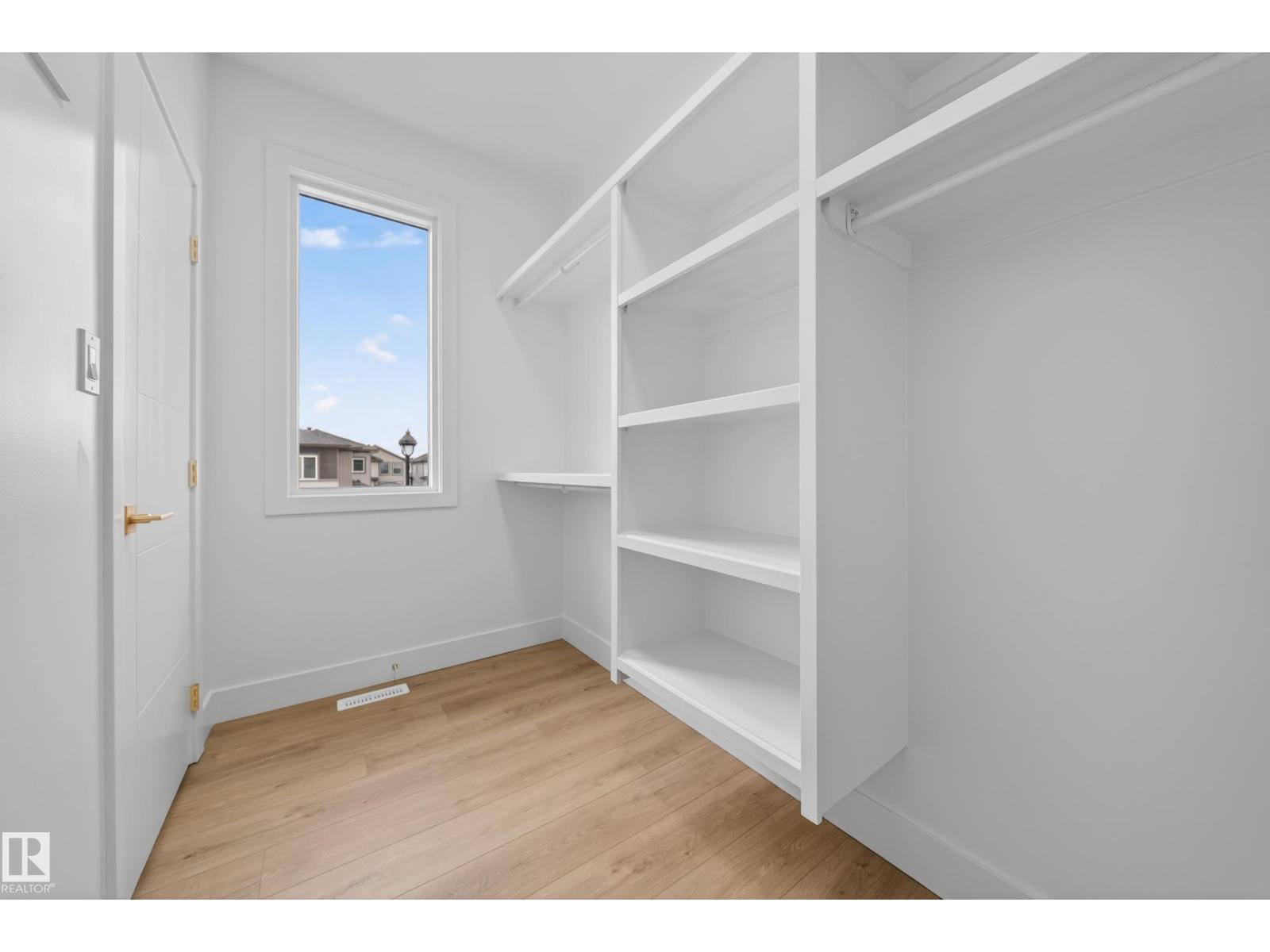 3507 45 AV, Beaumont