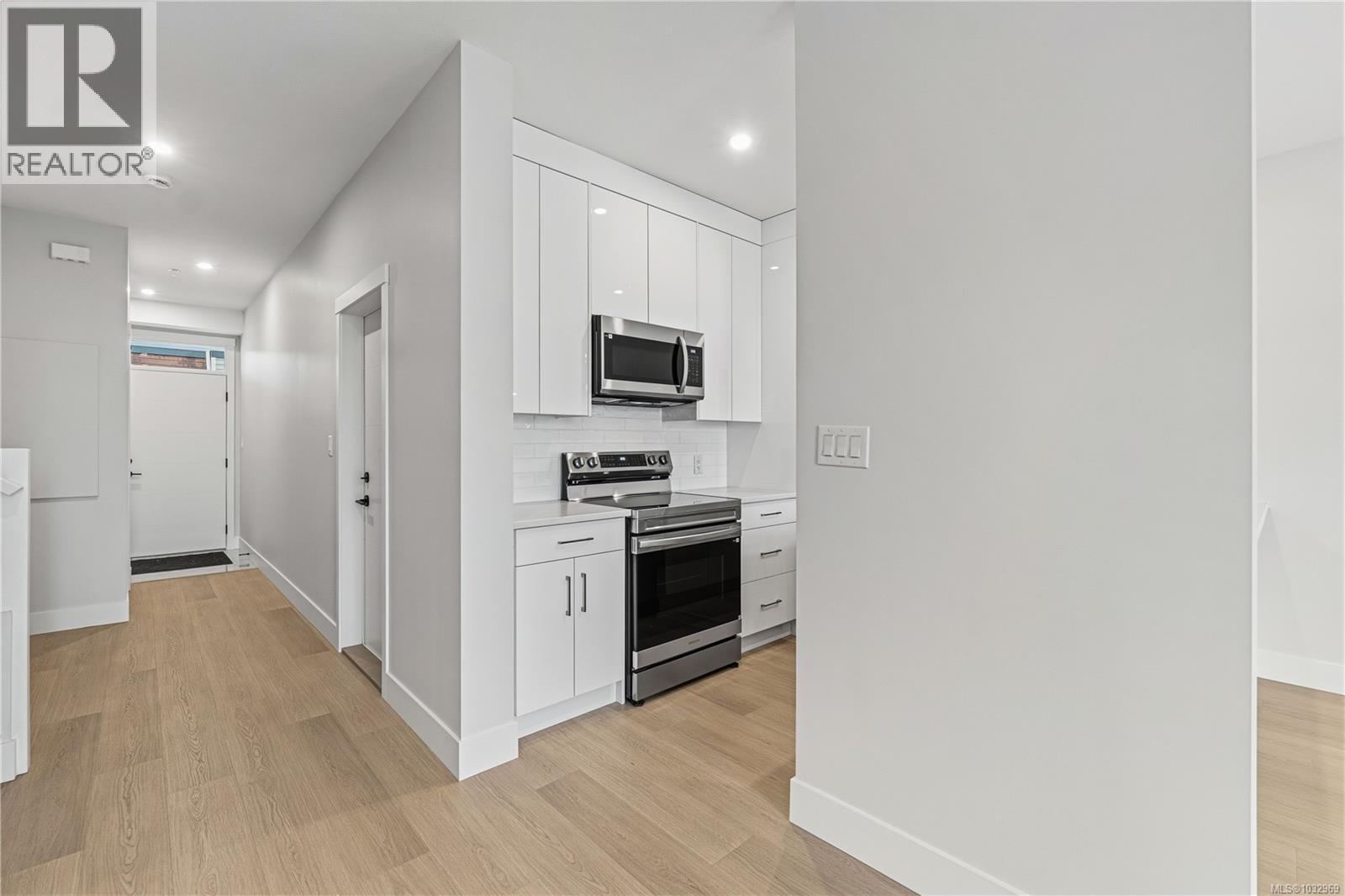 1517 Marban Rd - Image 3