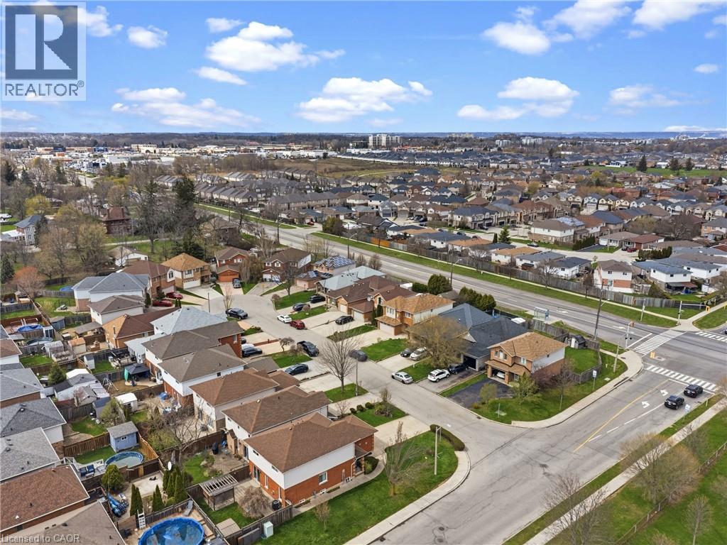 19 SEDONA Court, Hamilton, Ontario, L9B2R1 — Photo 31