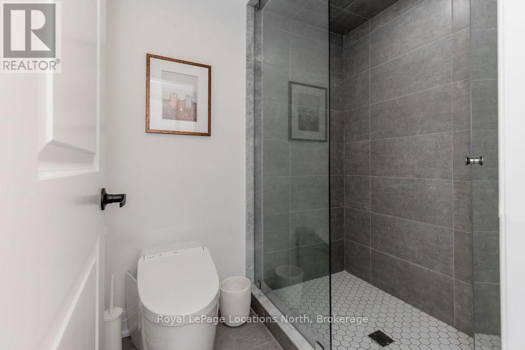 36 SIMONA AVENUE - 38