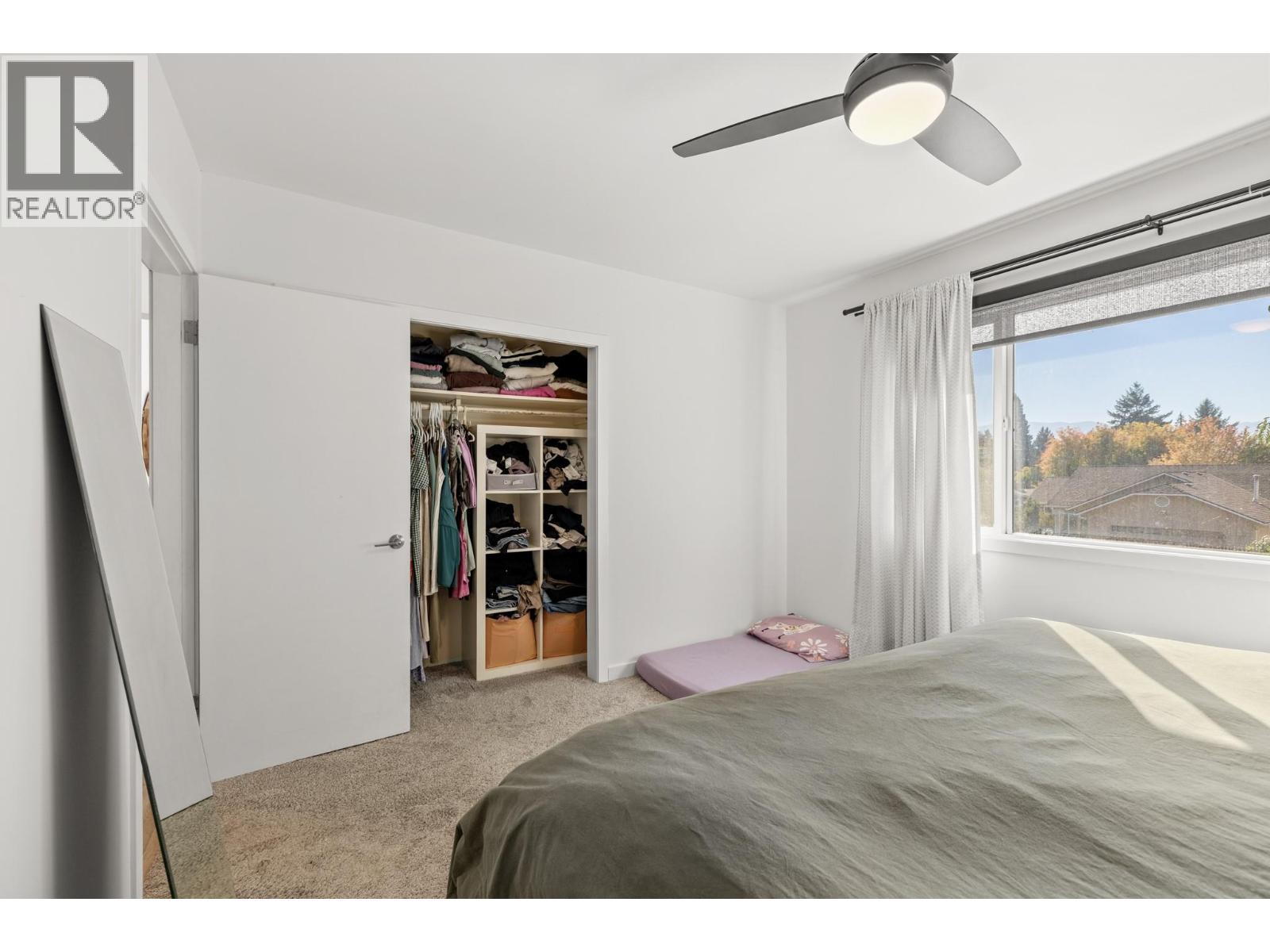 1390 Mountain Avenue - 21