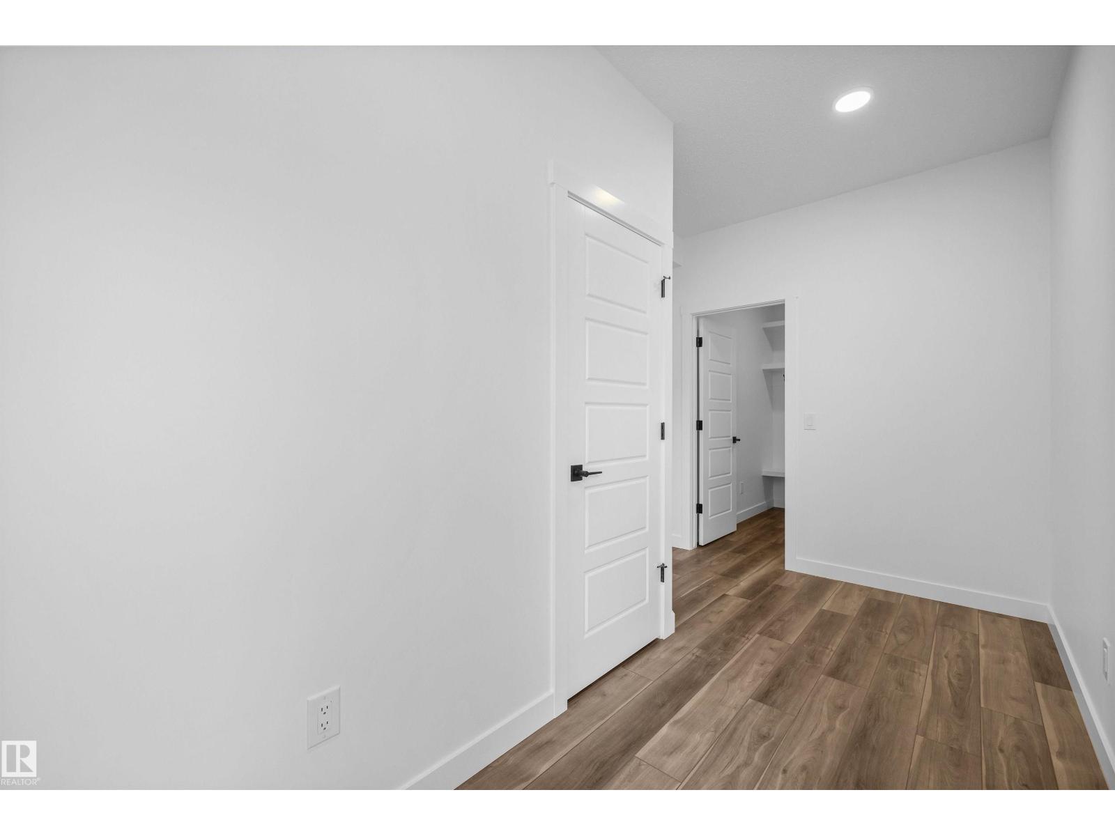2263 194 ST NW - 5