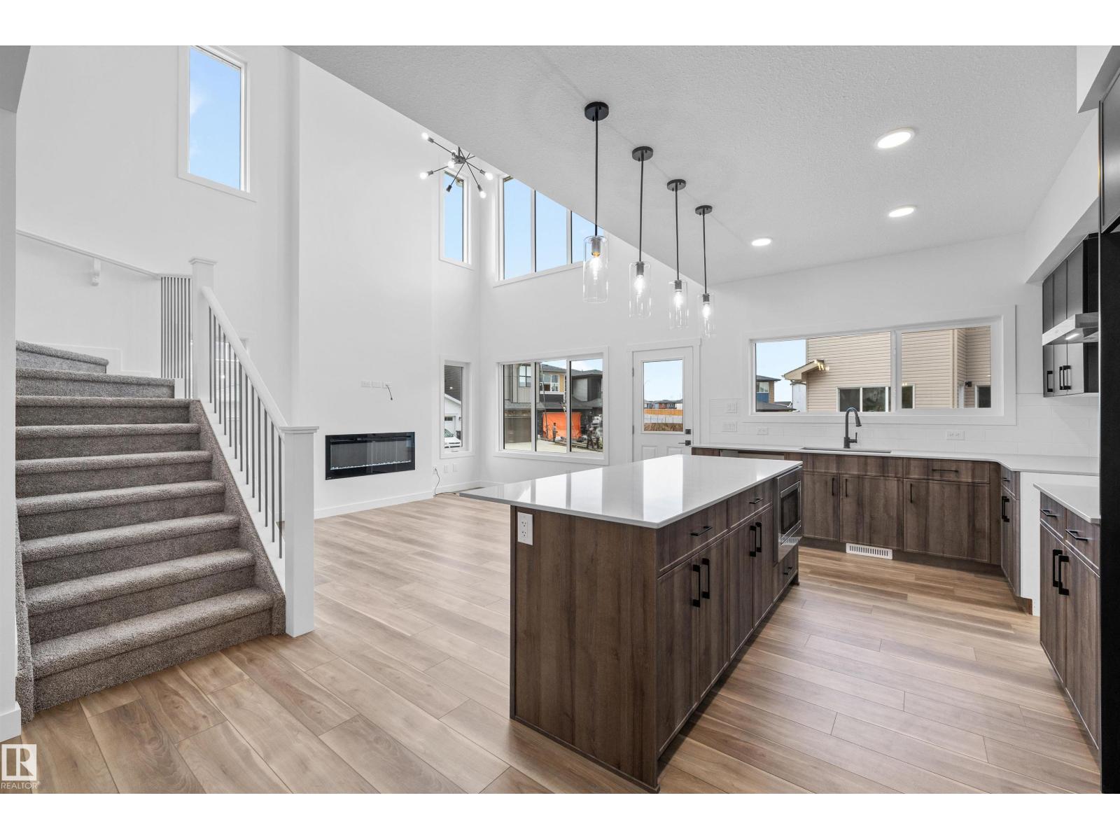 2263 194 ST NW - 16