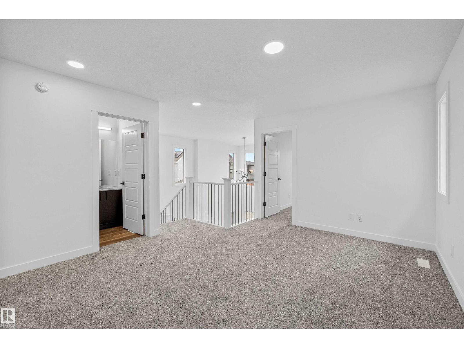 2263 194 ST NW - 31