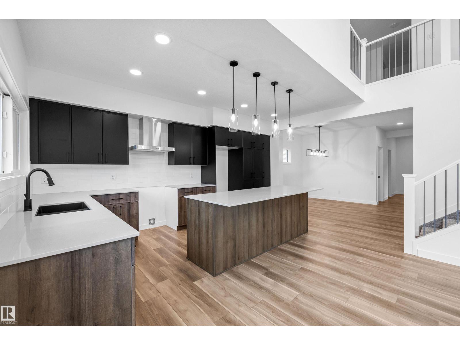 2263 194 ST NW - 18