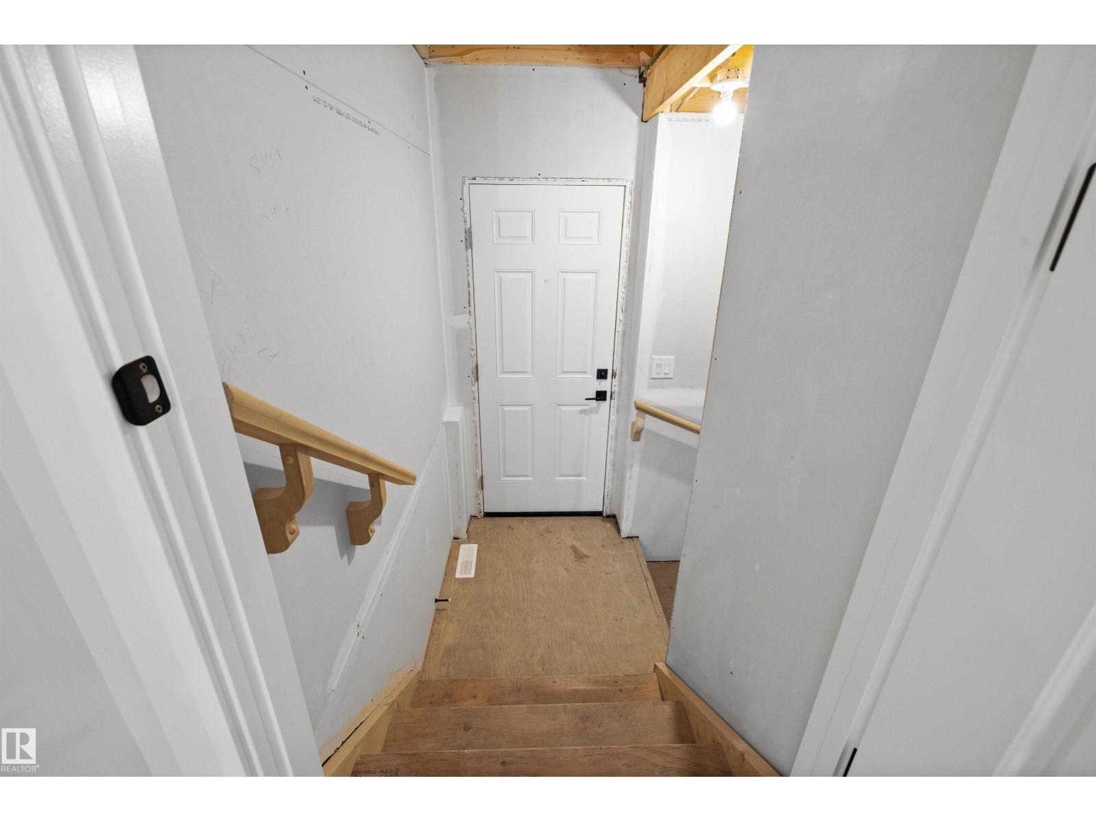 2263 194 ST NW - 50