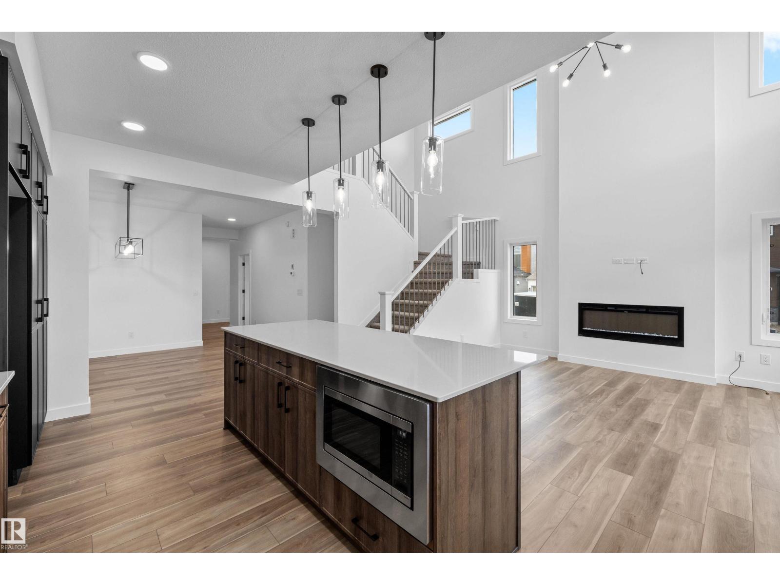 2263 194 ST NW - 17