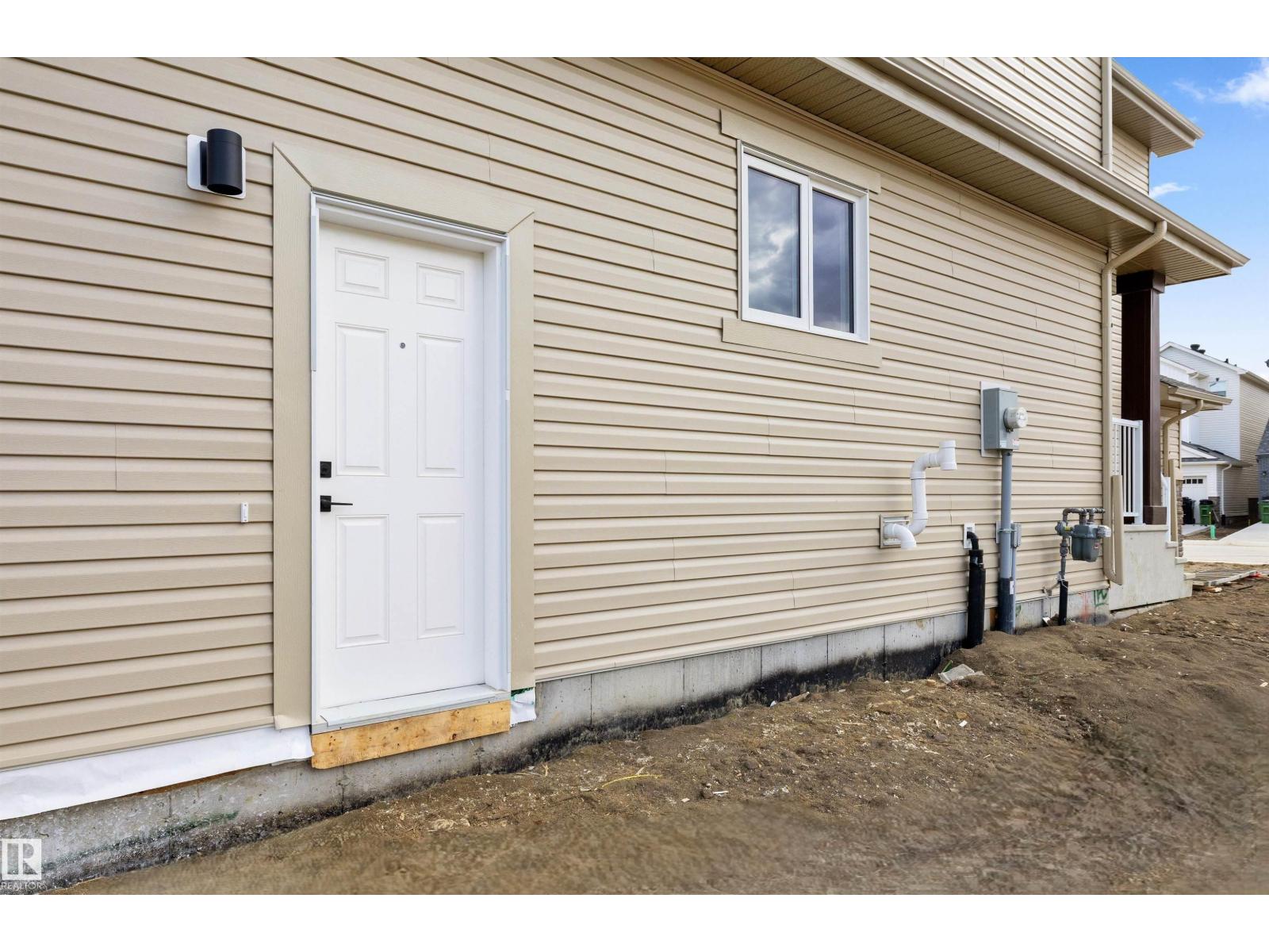 2263 194 ST NW - 53