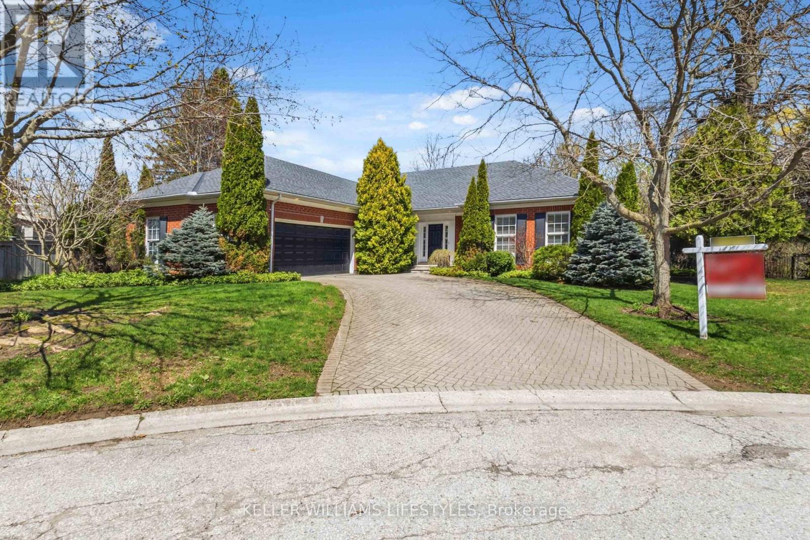 10 TETHERWOOD COURT - 1