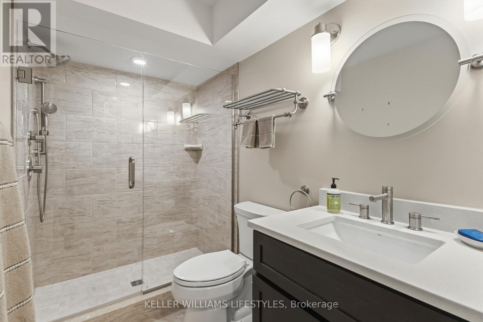 10 TETHERWOOD COURT - 41