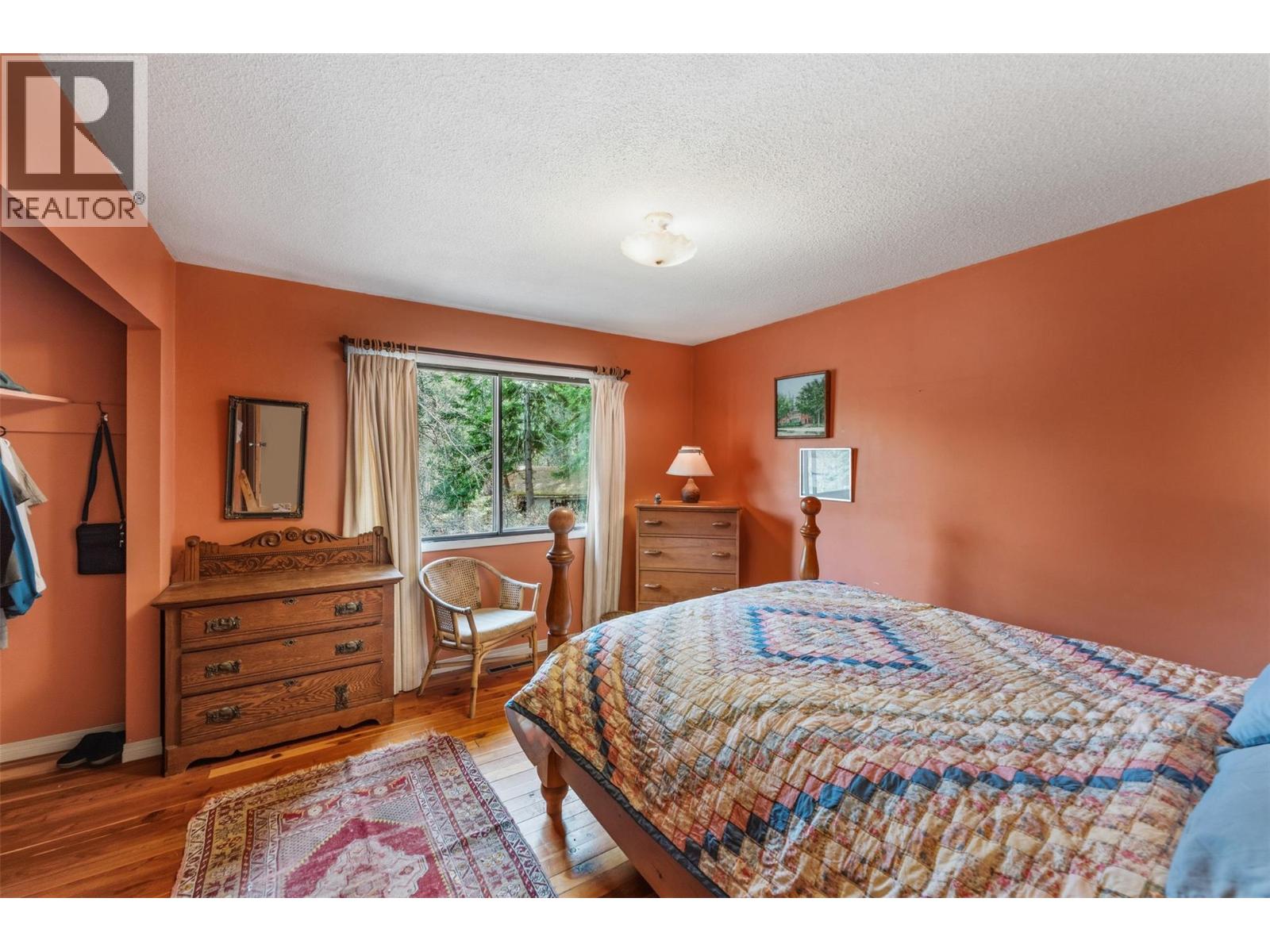 128 Farleigh Lake Road, Penticton