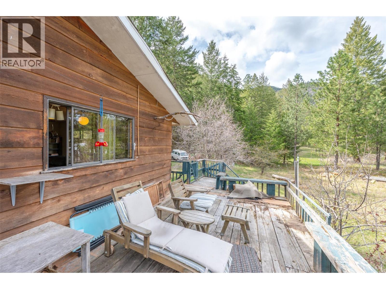 128 Farleigh Lake Road, Penticton