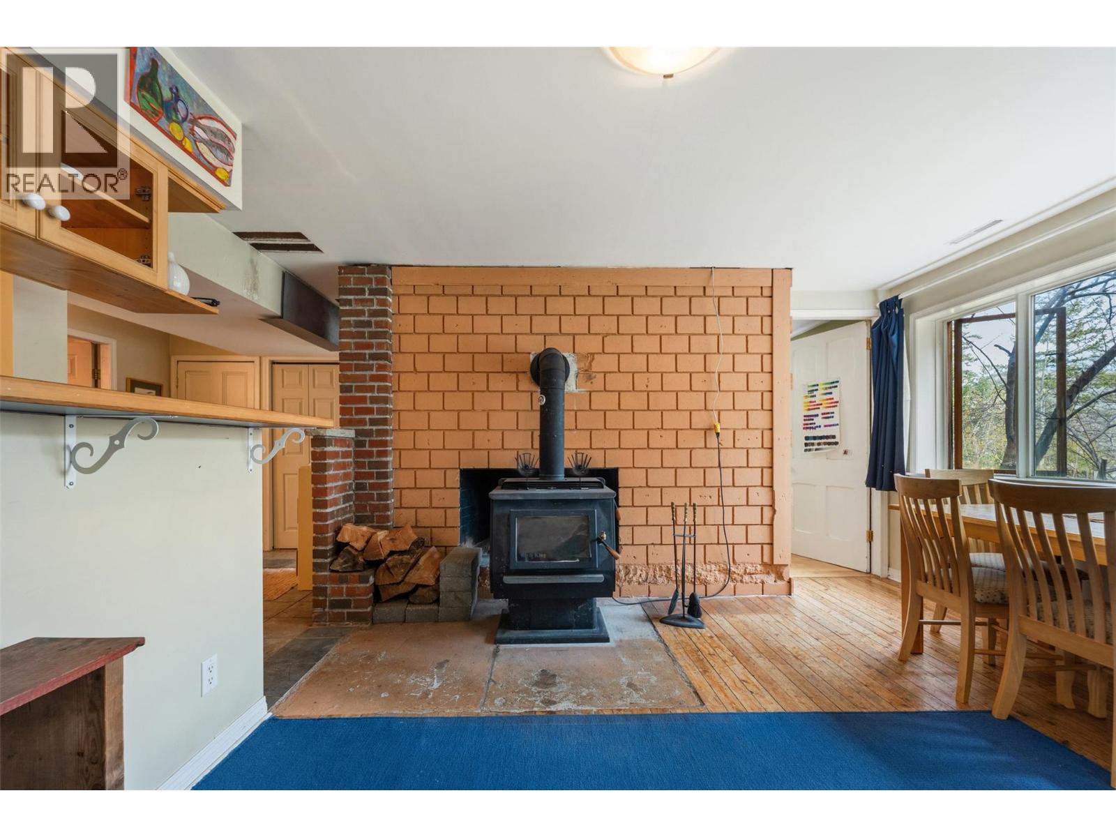 128 Farleigh Lake Road, Penticton