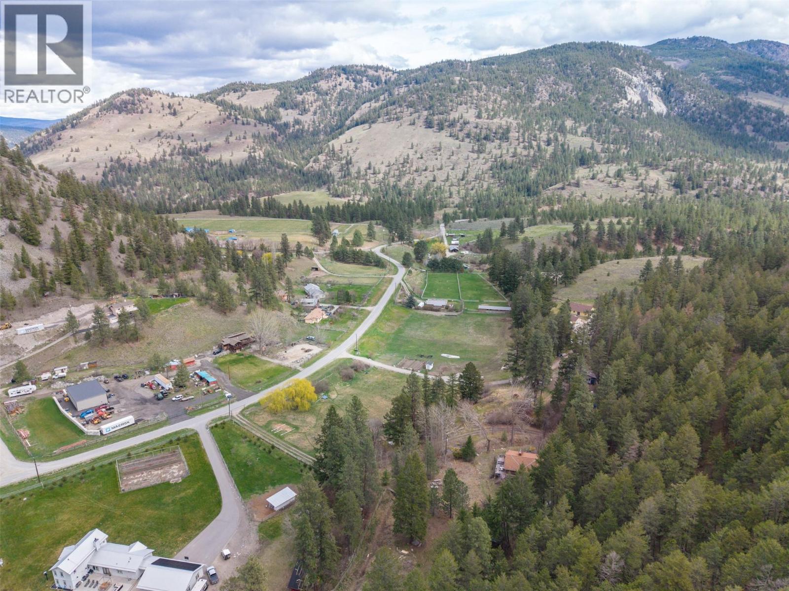 128 Farleigh Lake Road, Penticton