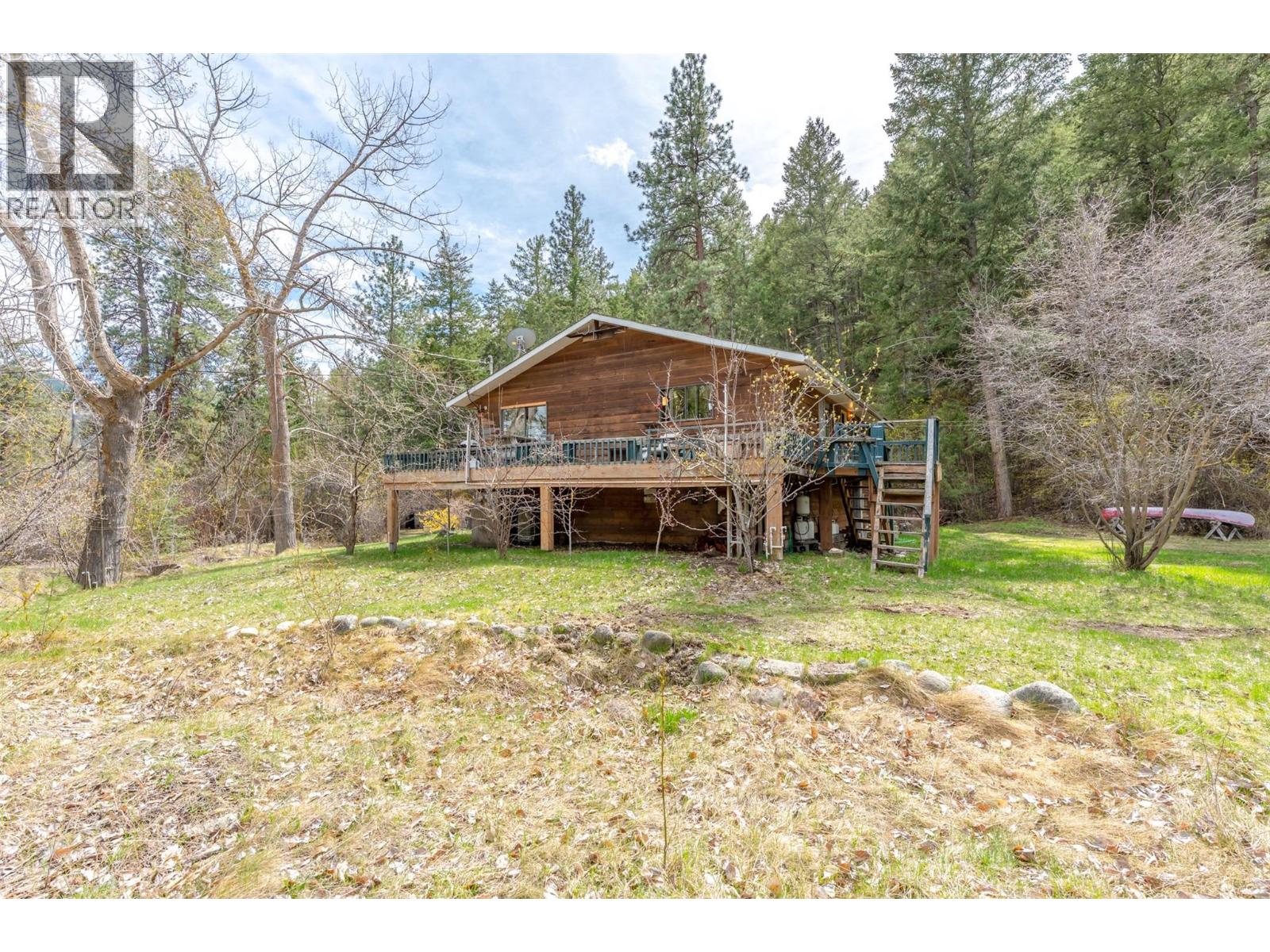 128 Farleigh Lake Road, Penticton
