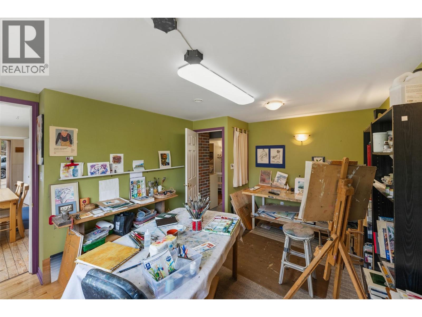 128 Farleigh Lake Road, Penticton