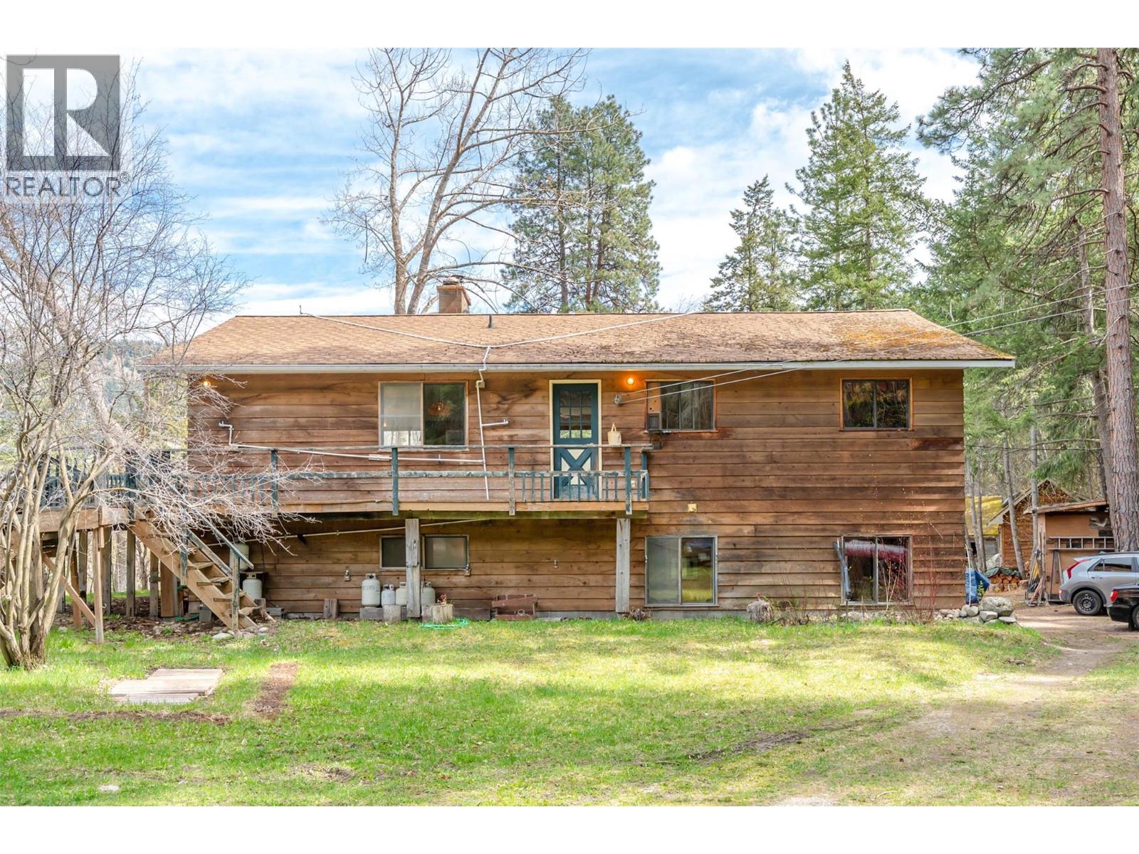 128 Farleigh Lake Road, Penticton