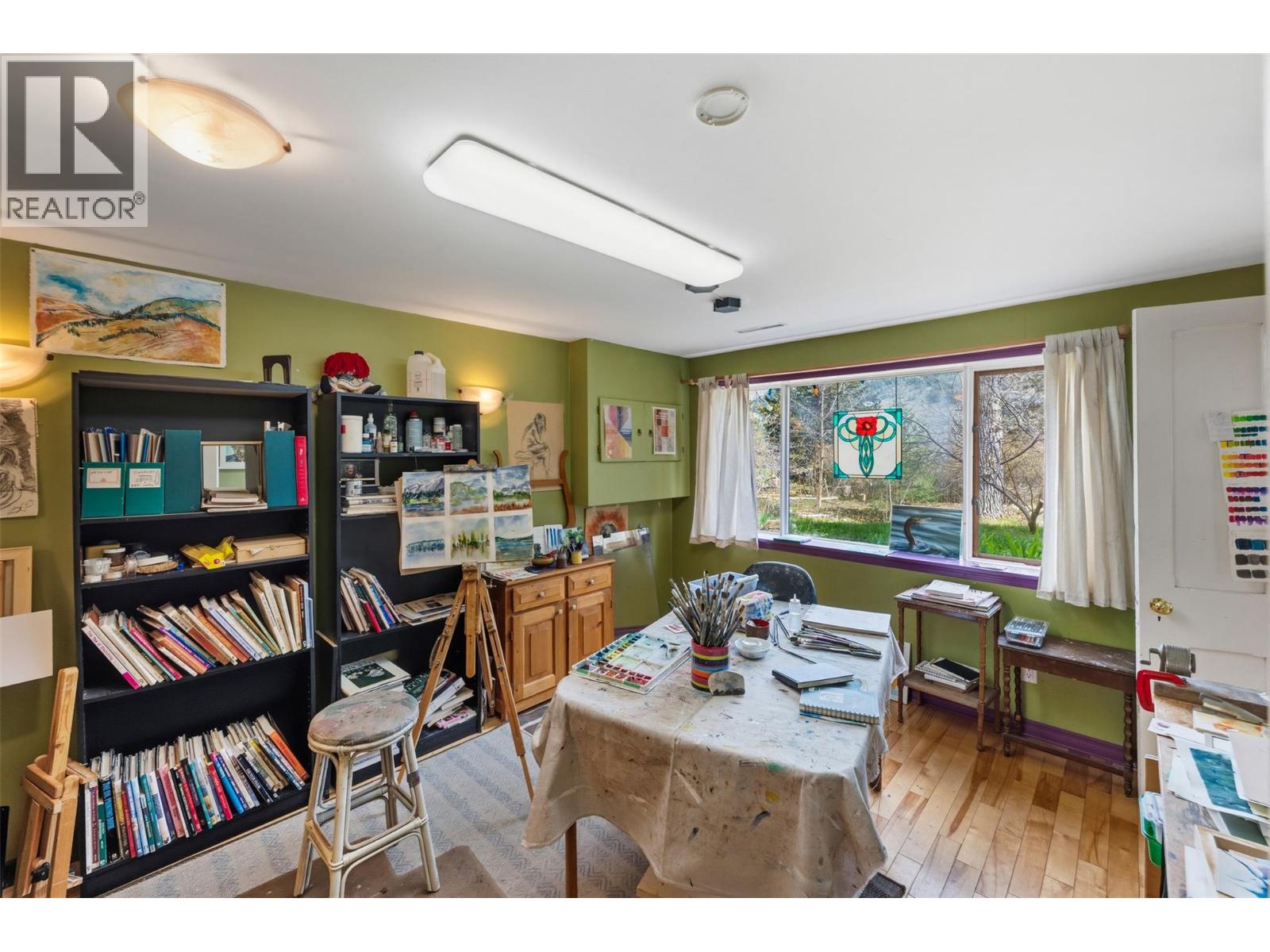 128 Farleigh Lake Road, Penticton