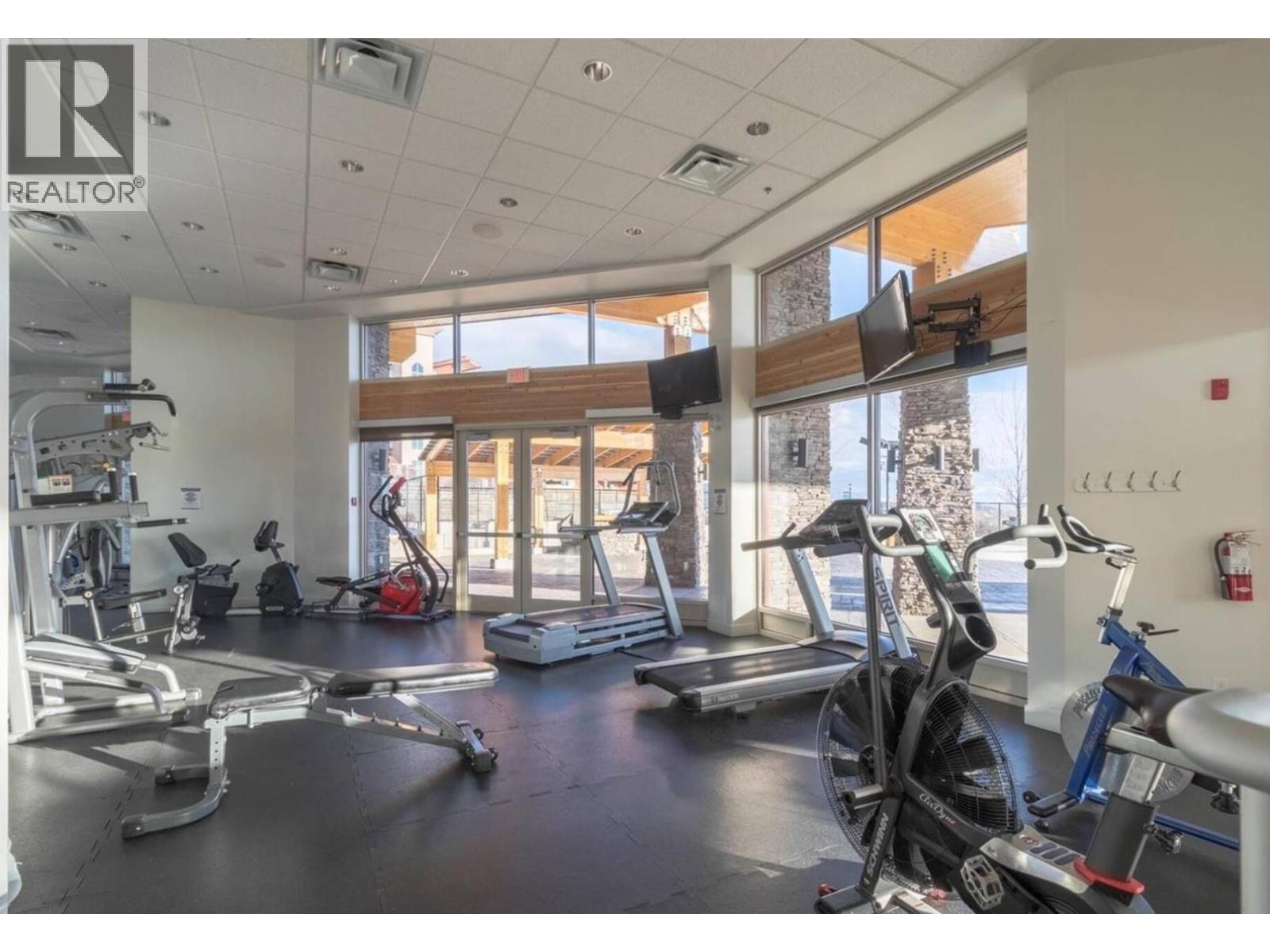 101 3229 Skyview Lane, West Kelowna