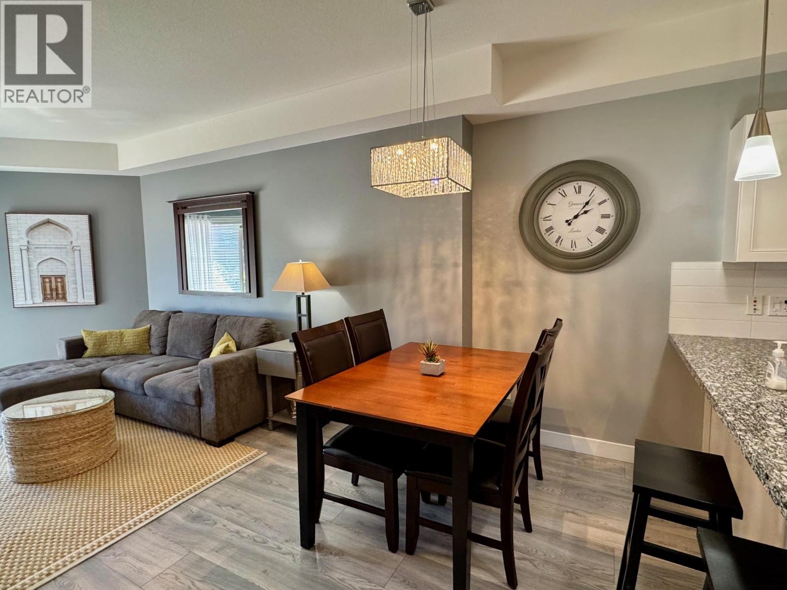 101 3229 Skyview Lane, West Kelowna