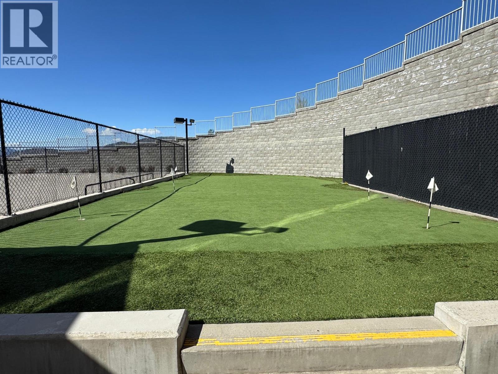 101 3229 Skyview Lane, West Kelowna