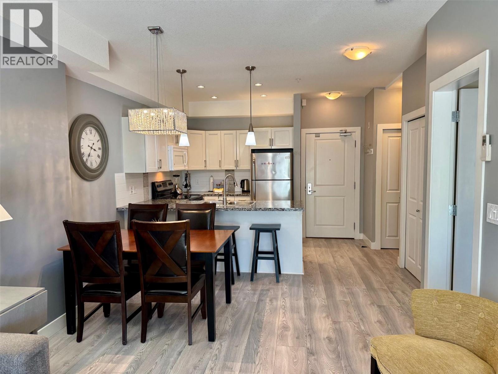 101 3229 Skyview Lane, West Kelowna