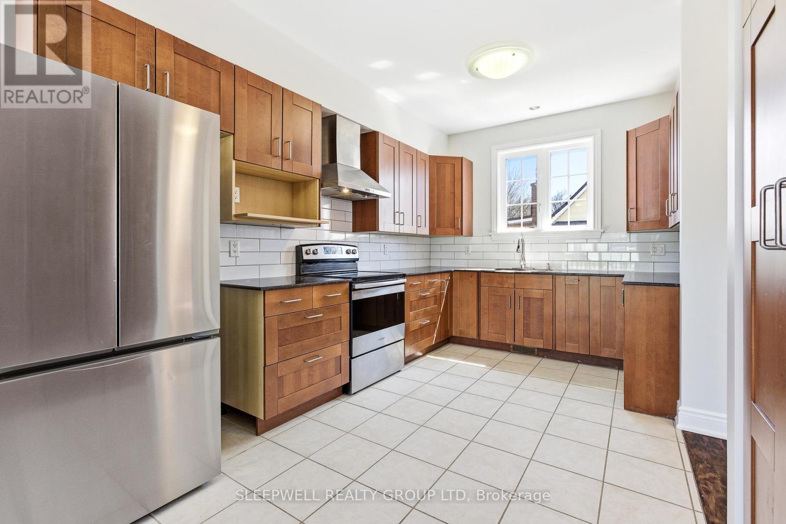 54 CHRISTIE STREET - 12