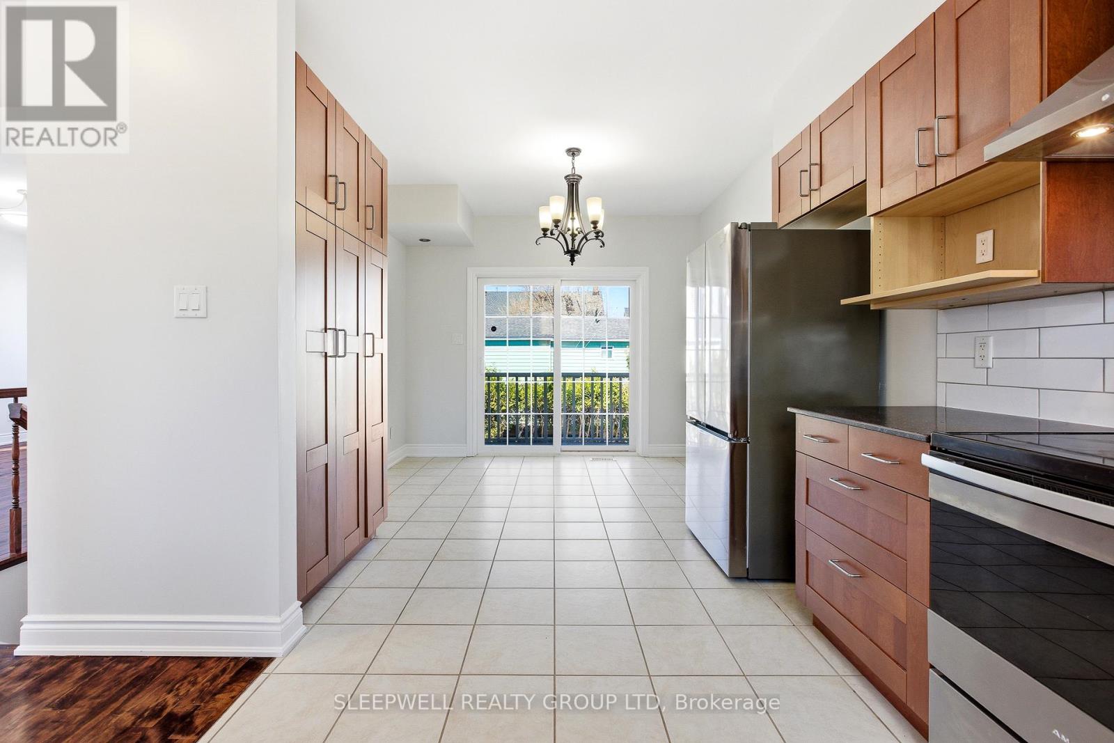 54 CHRISTIE STREET - 15