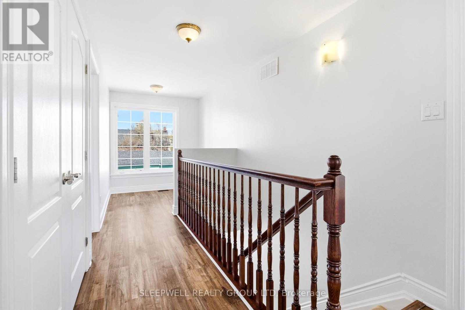 54 CHRISTIE STREET - 20