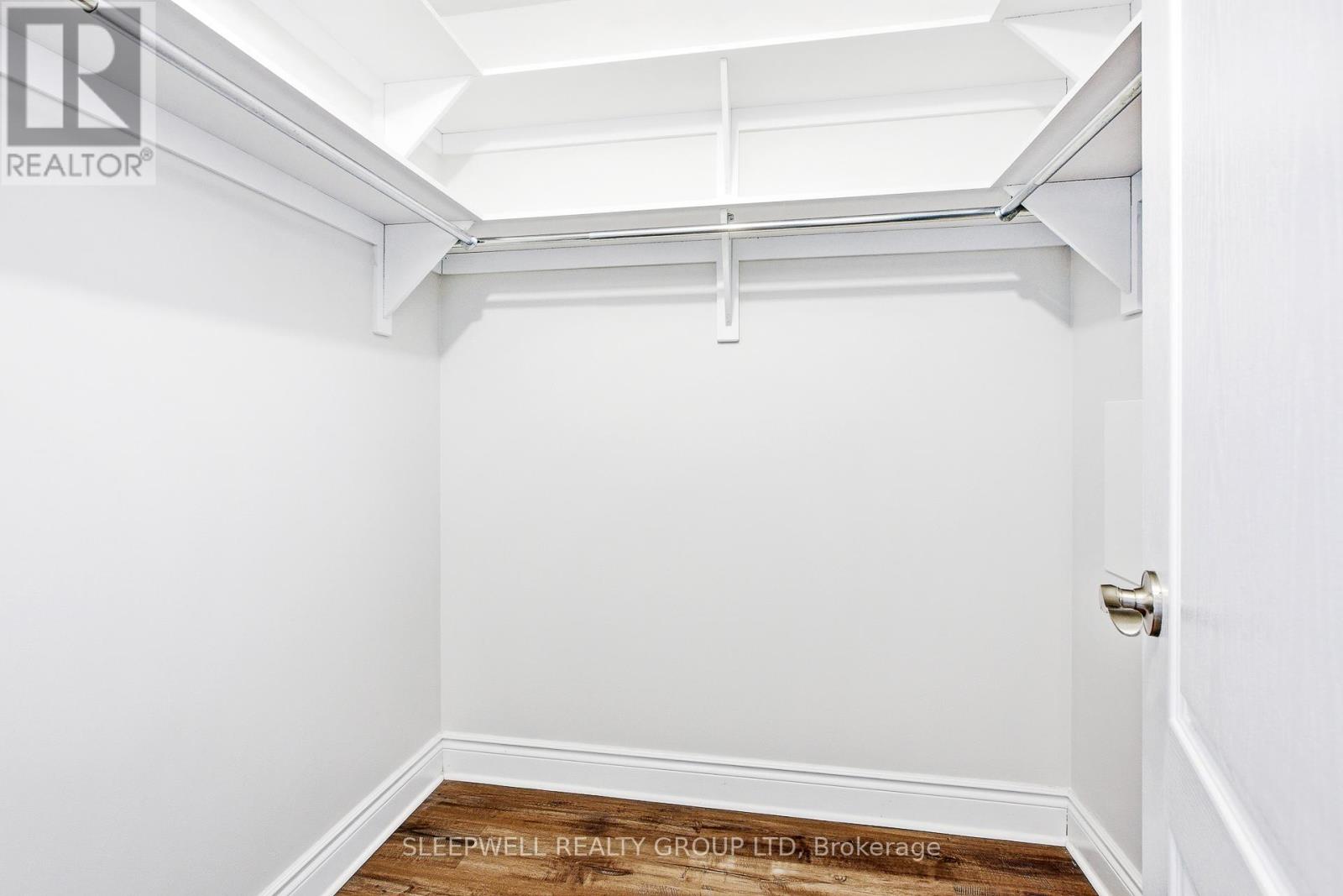 54 CHRISTIE STREET - 23