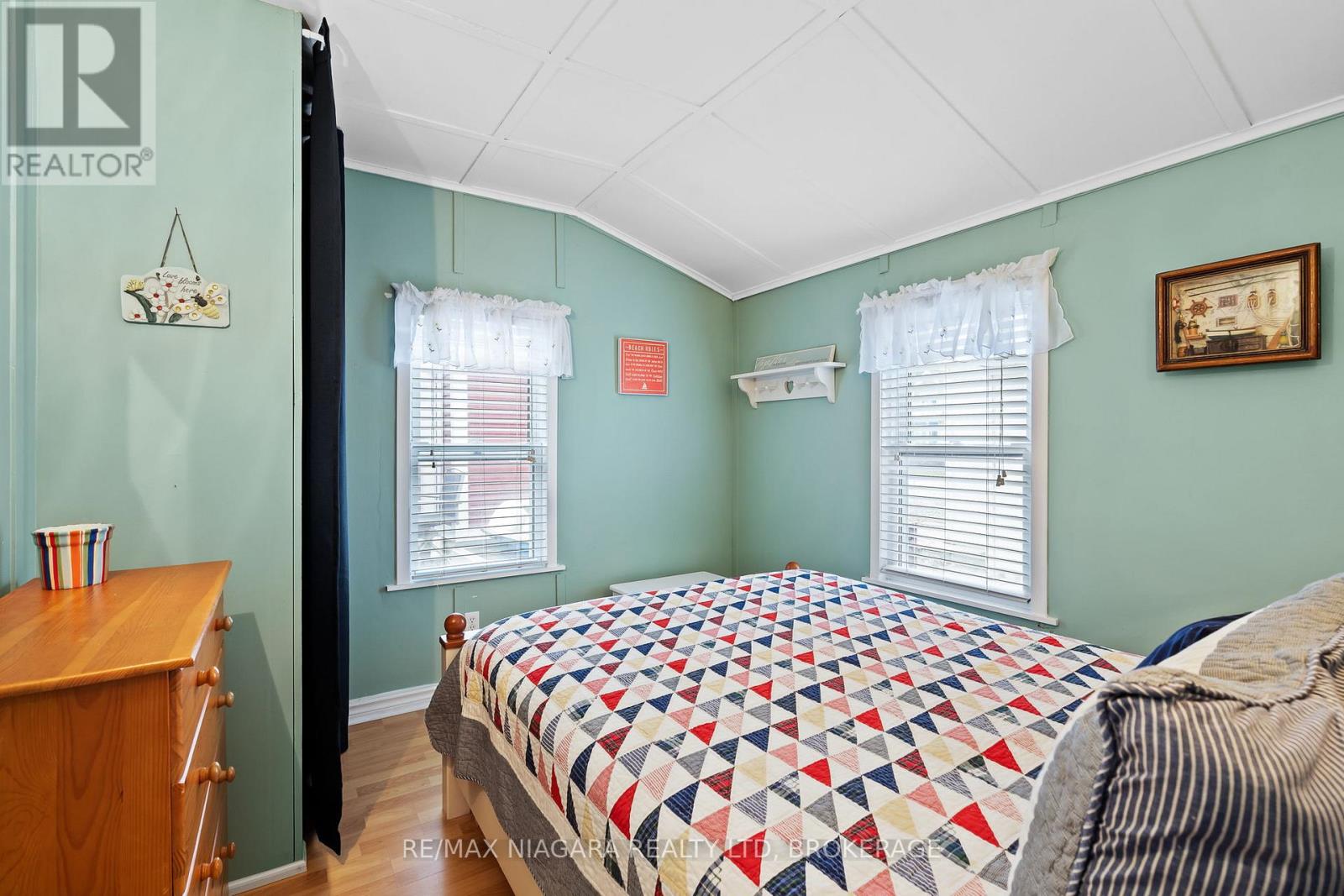 12883 OLD LAKESHORE ROAD W — photo 20