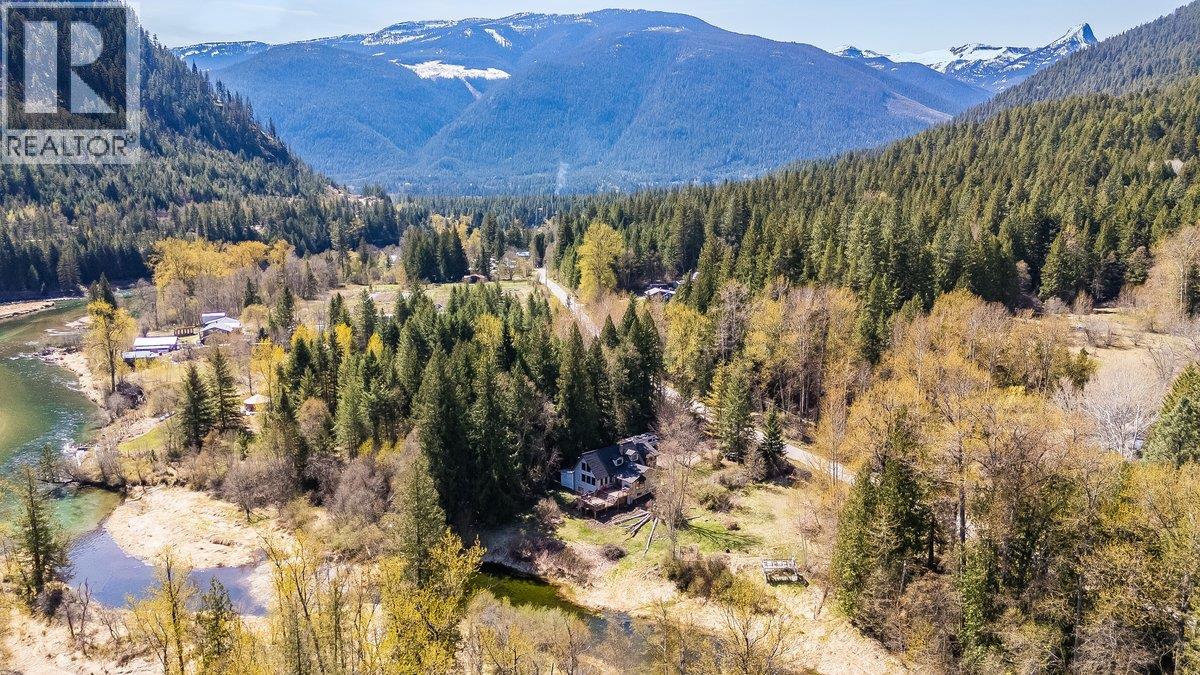 4408 Slocan  River Road - 31