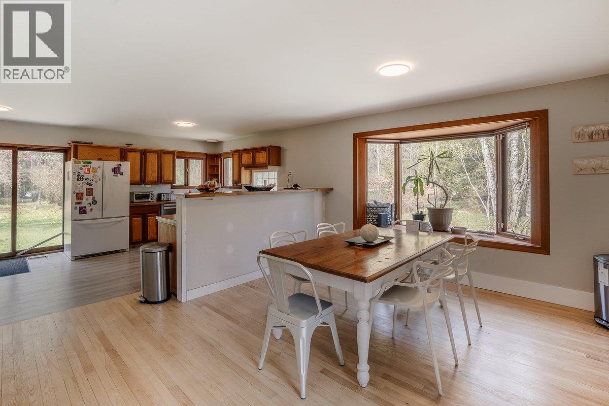 4408 Slocan  River Road - 7