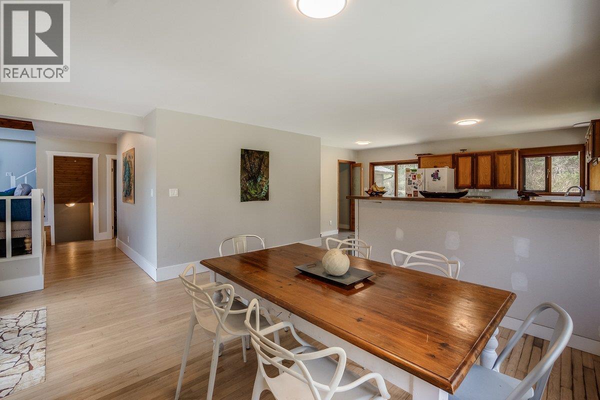 4408 Slocan  River Road - 9