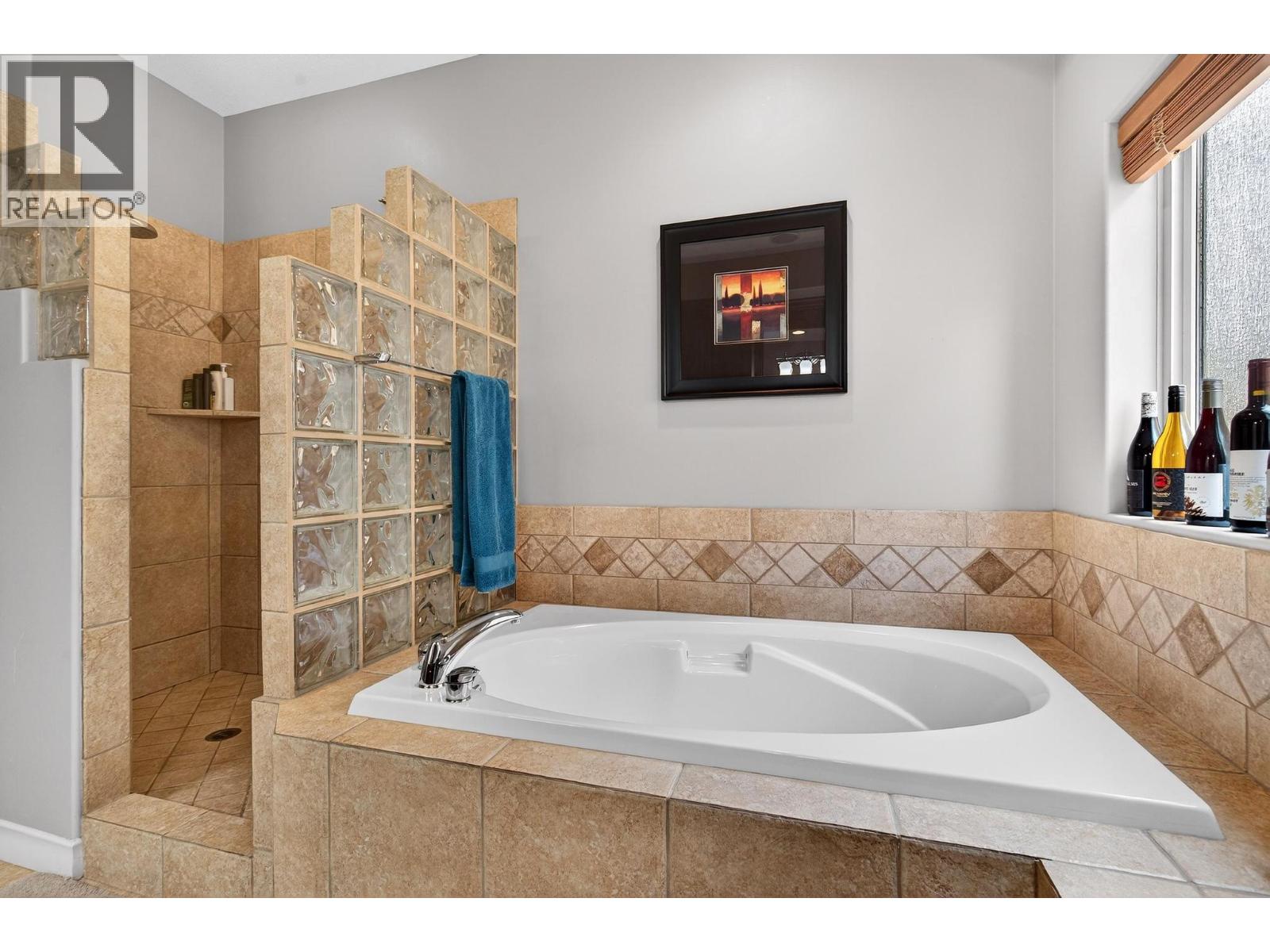 2288 Capistrano Drive, Kelowna