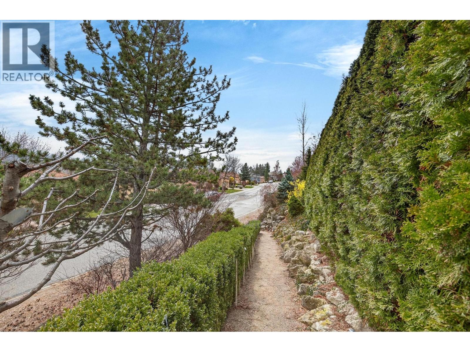 2288 Capistrano Drive, Kelowna