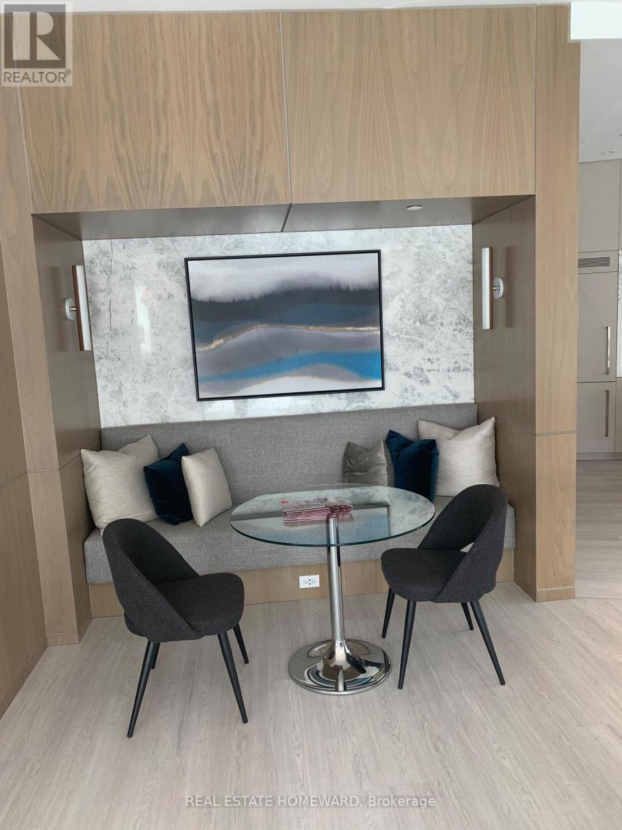 #1118 585 BLOOR STREET E - 21