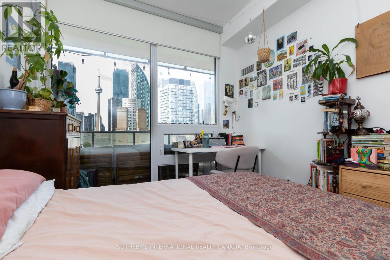 #1215 1 MARKET STREET - 15