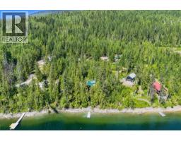 Storage - 9000 Seymour Arm Main Fsr Unit# 12 & 13, Seymour Arm, BC V0E1M0 Photo 6