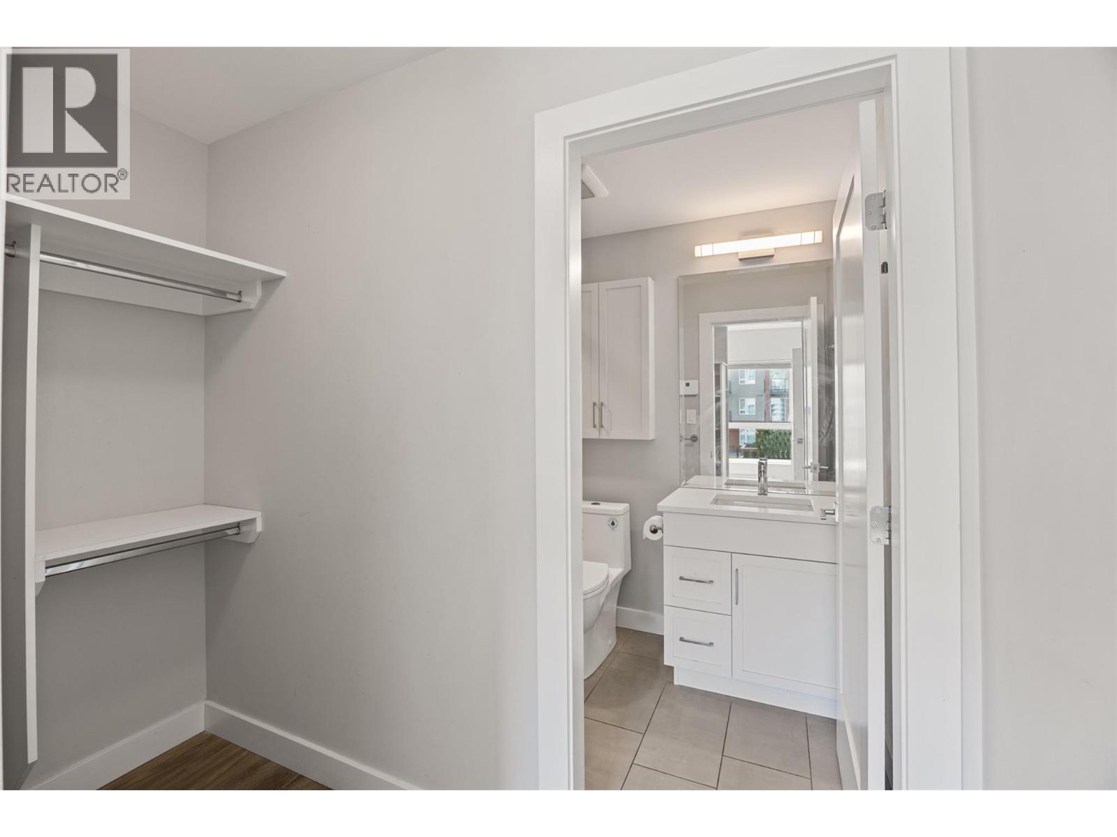 #207 875 University Drive - 19