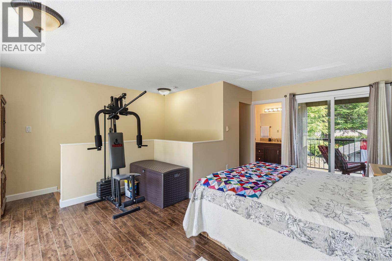 #3 3350 ISLAND HWY - 13